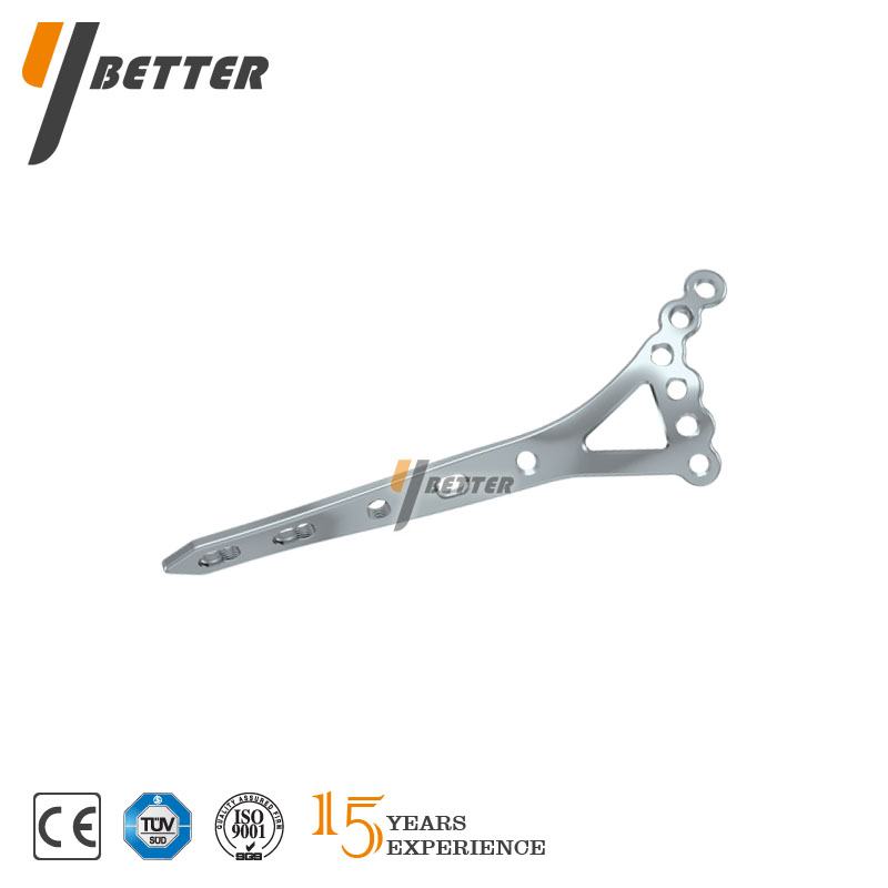 脛骨遠端前側鎖定板A型